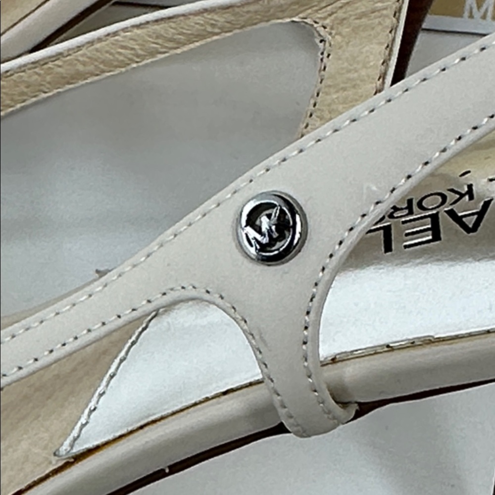 MICHAEL Michael Kors Women's Zoe Sling Peep Toe Heels Size 10M Vanilla Wood Heel - Picture 9 of 15